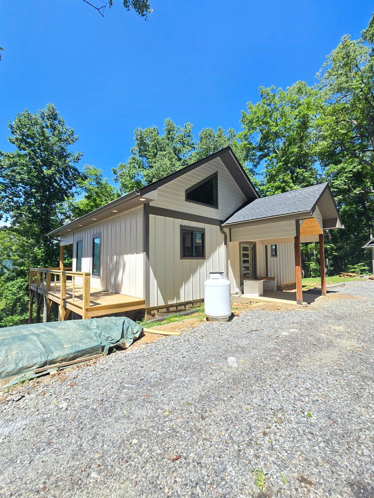 All Photos for Dotson Seamless Guttering LLC in Mars Hill, NC