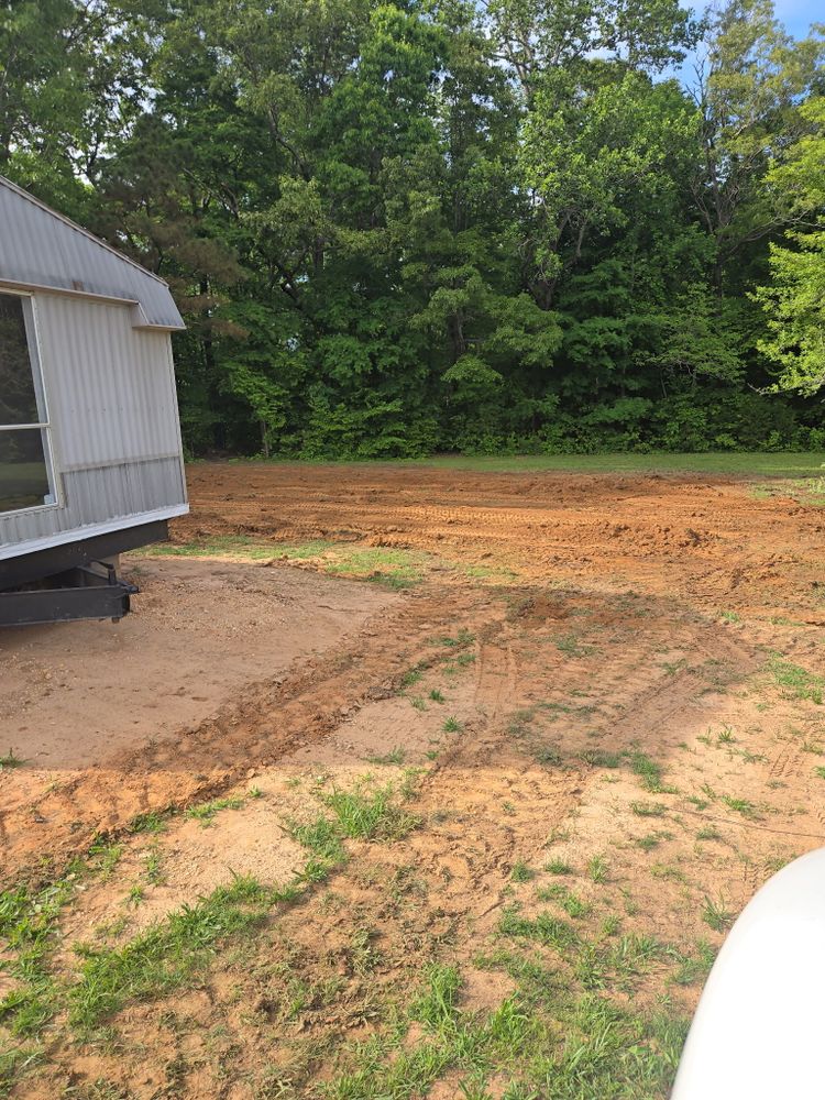 All Photos for Maness Trucking & Excavation in Lexington, TN