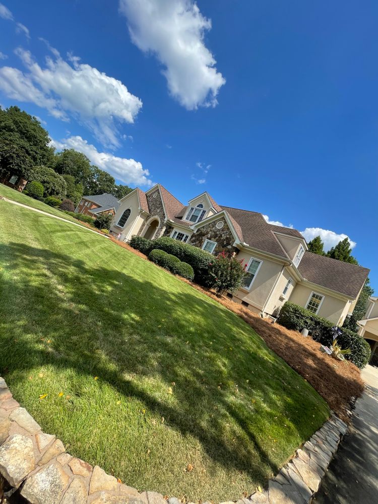 Lawn Transformations for Sunrise Lawn Care & Weed Control LLC in Simpsonville, SC