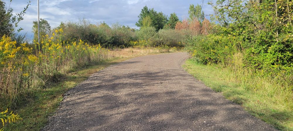 All Photos for Admiring Landscapes in Lancaster, OH