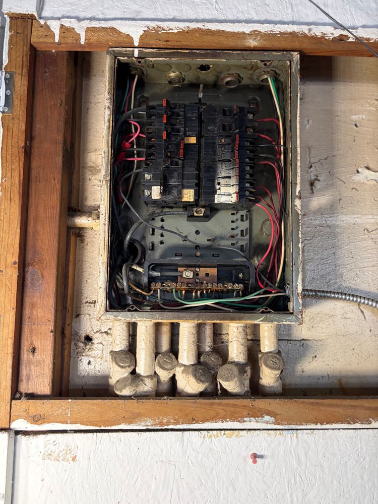 All Photos for Nominal Voltage in Orlando, FL