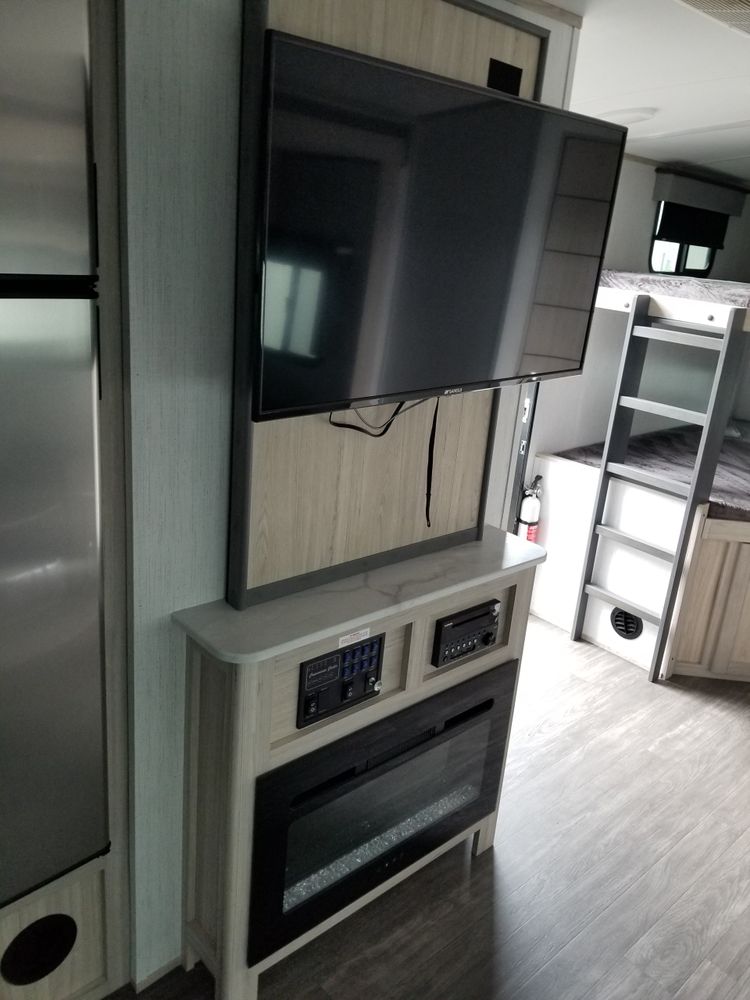 Solaire for Paradise RV Rentals in Perry, GA