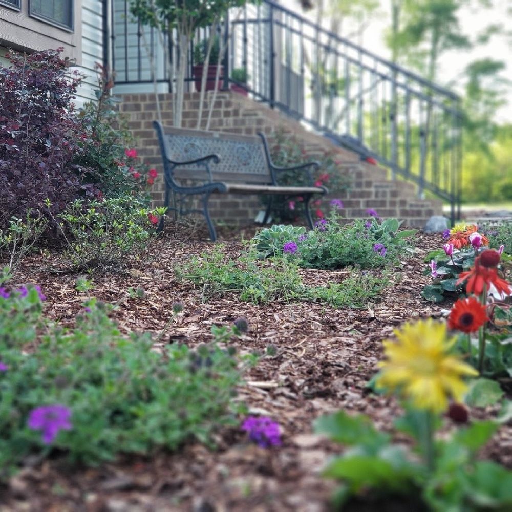 Landscaping for HudCo Landscaping and Irrigation in Tuscaloosa, AL