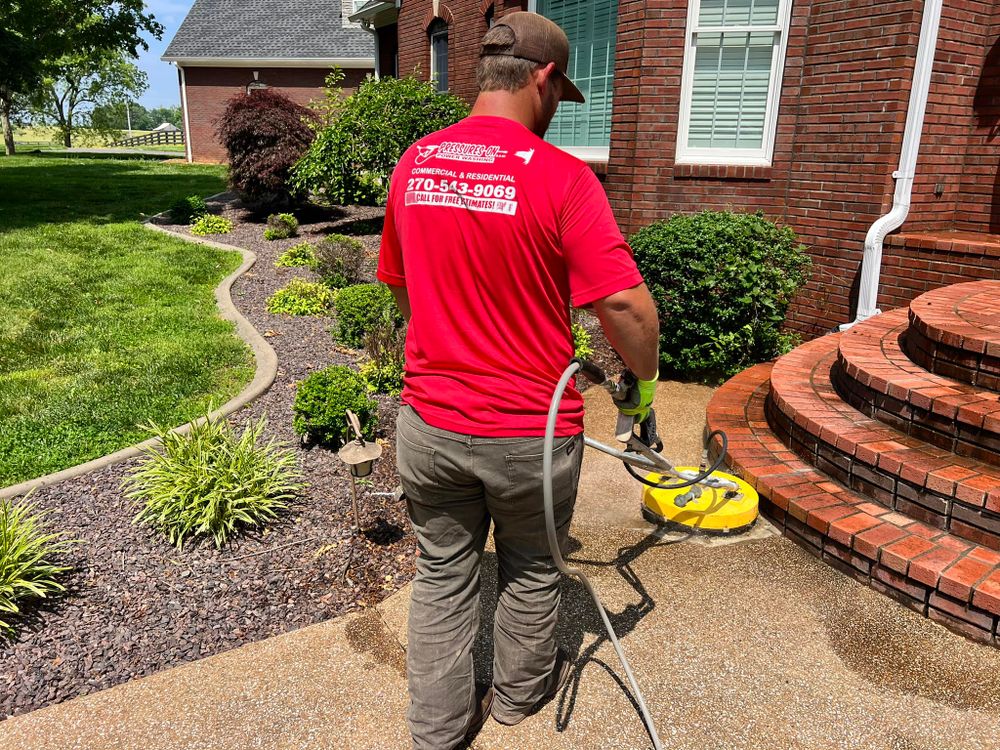 Pressure Washing for Pressures On LLC  in Bowling Green,  KY