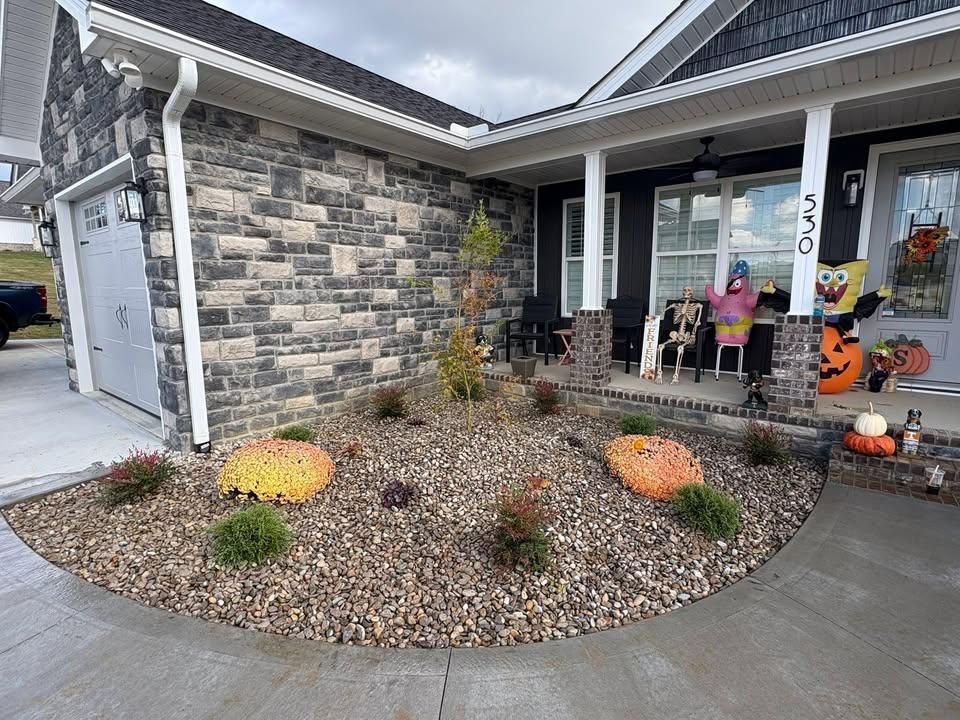 All Photos for Dust Till Dawn Lawn in London, Kentucky