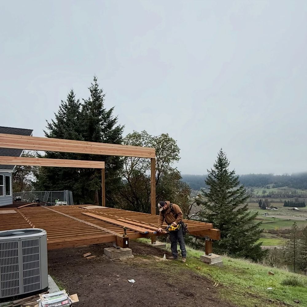 Gomez Construction LLC team in Sutherlin, OR - people or person