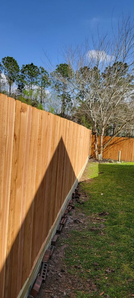 Fence Installation for Texas Fence & Outdoors LLC in Friendswood, TX