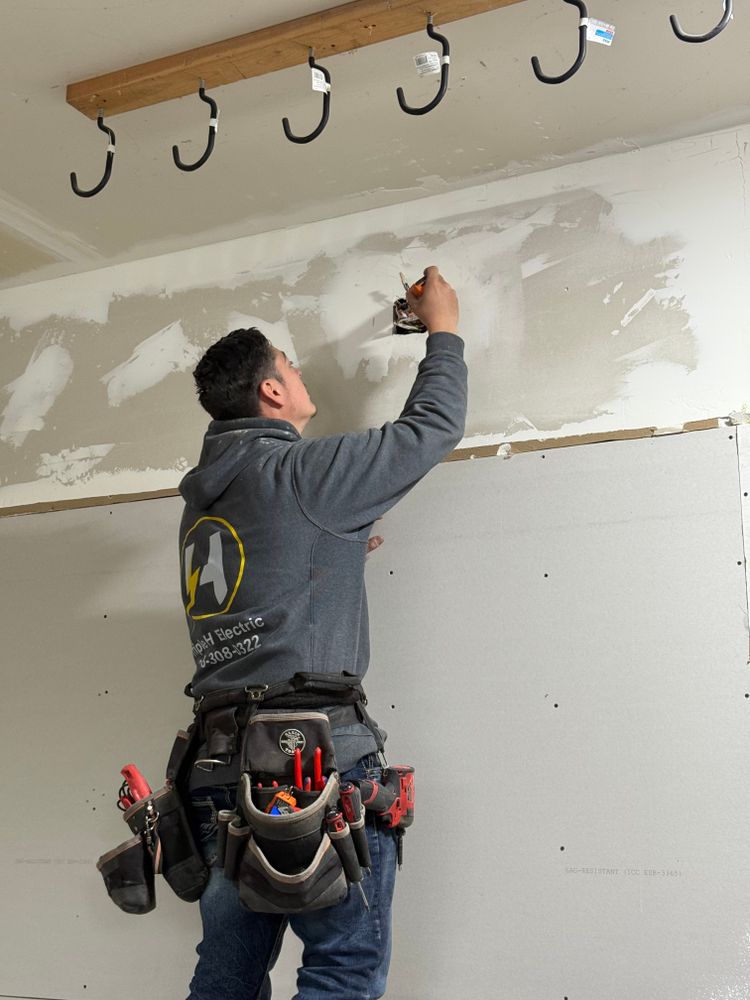 Electrical Repairs for Triple H Electric in Jerome County, ID