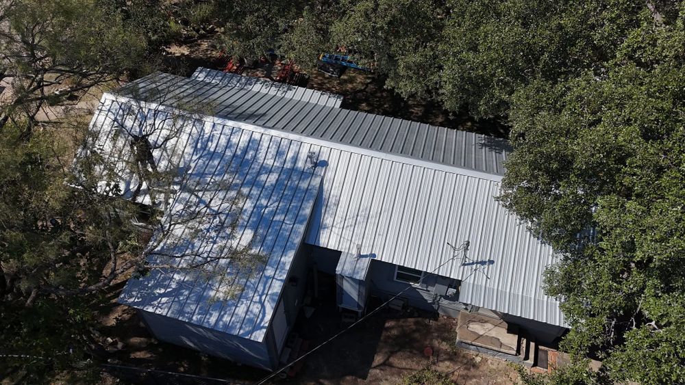 Metal roofs  for Barcenas Roofing & Remodeling in San Saba, TX