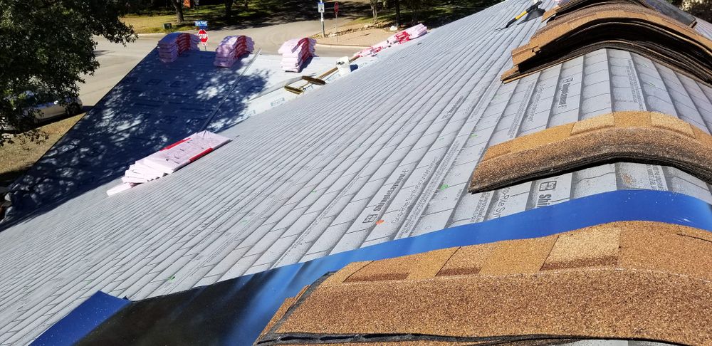 Roofing Installation for T&B Roofing in Somerset,  TX