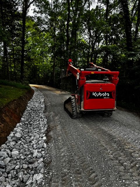 Excavating for Leal’s Lawn Service in Dayton, TN
