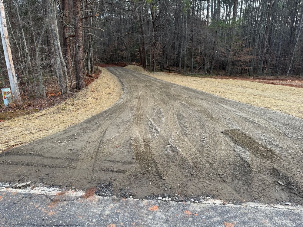 All Photos for Fav5 Hauling & Grading in Mount Airy, NC