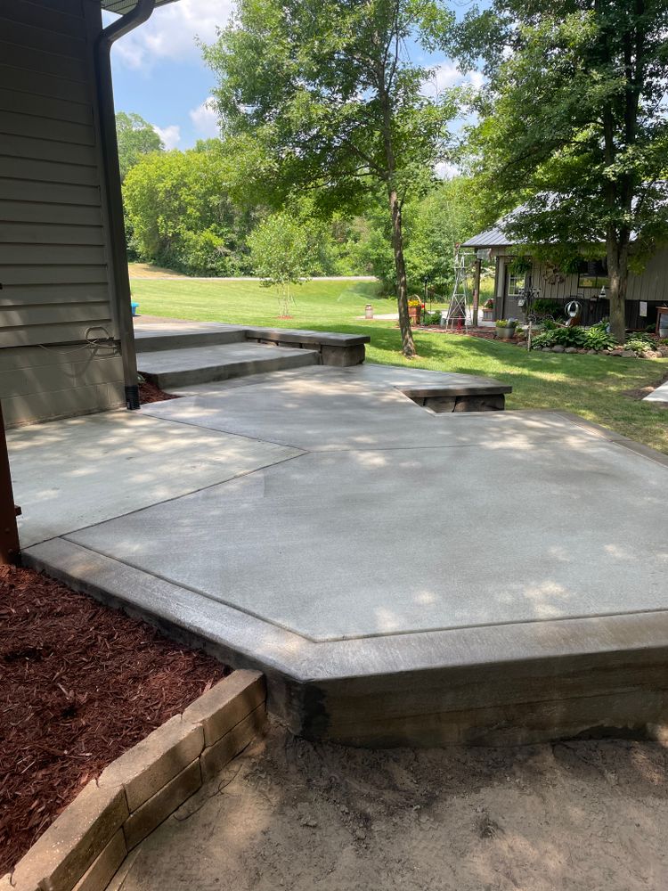 Carved Concrete Retaining Walls  for STAMPEDE Vertical Concrete in Isanti, Minnesota