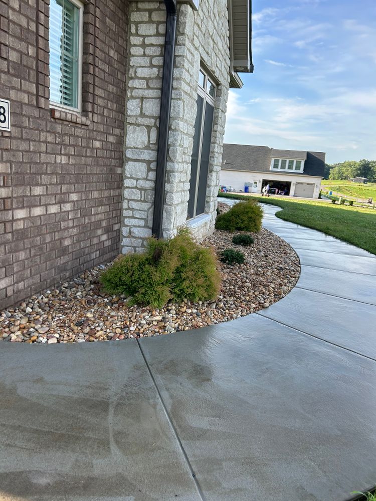 All Photos for Optimum Tree Service And Landscaping in Bowling Green, KY