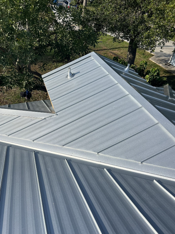 All Photos for Ridgecap Roofing in Port St. Lucie, FL
