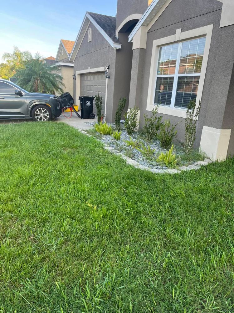 Landscaping Lawn Care for New Era Lawn Care & Landscaping in Lakeland,  FL