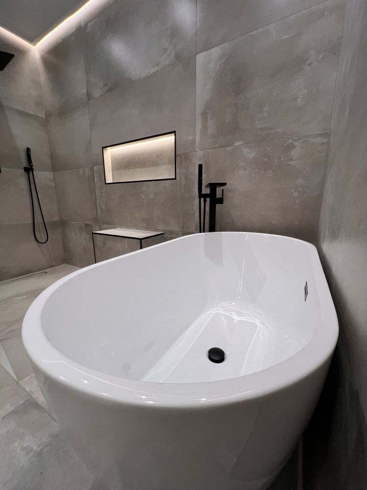 Custom Home Builds for Benji Builders in Los Angeles, CA