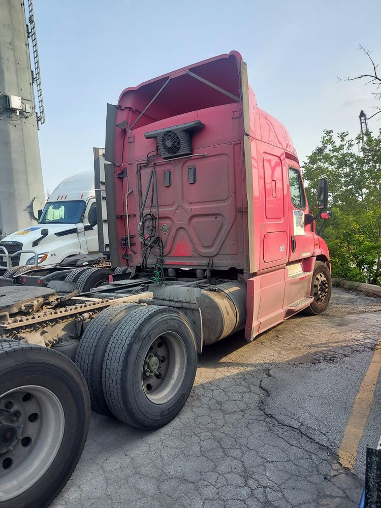 Truck cleaning for The Boss Mobile Pressure Washing Inc in Chicago, IL