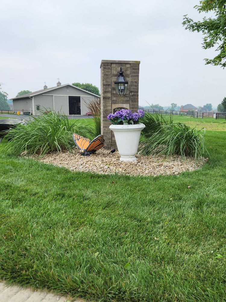 Landscaping for Tel Ma Landscaping Maintenance LLC  in Urbana, OH