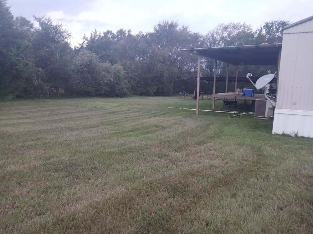 Landscaping  for Aguilar Lawn Services in Bryan, TX
