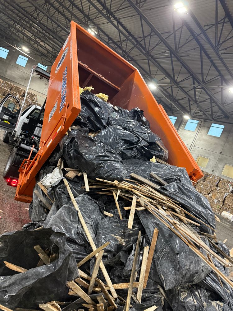 Dumpsters for Trailer and Trash Dumpsters LLC in Arlington Heights, IL