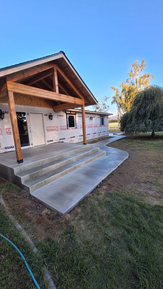 Sidewalks for Richardson Restoration and Concrete in Ellensburg, WA