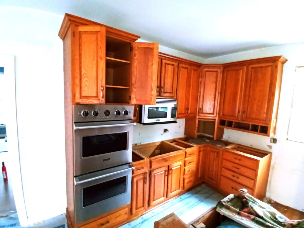 Kitchen and Cabinet Refinishing for Eagle Five Stars Painting in Brazos Valley, TX