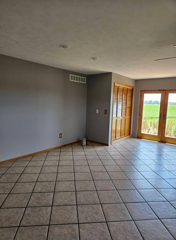 All Photos for Loving 217 Homes in Chatham, IL