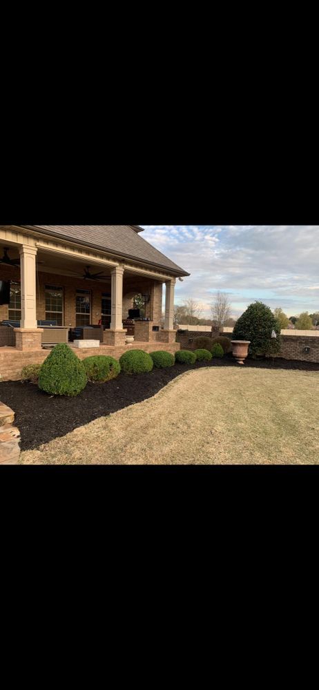 Our professional Cutting service ensures your lawn is maintained to the highest standards, keeping it looking neat and healthy all year round. Trust us to enhance the beauty of your outdoor space. for Vickers Lawns in Ardmore, Al