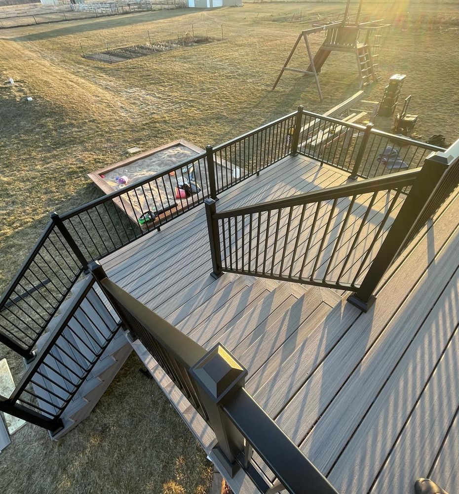 Decks for Tru Frame Outdoor Structures in Menasha, WI