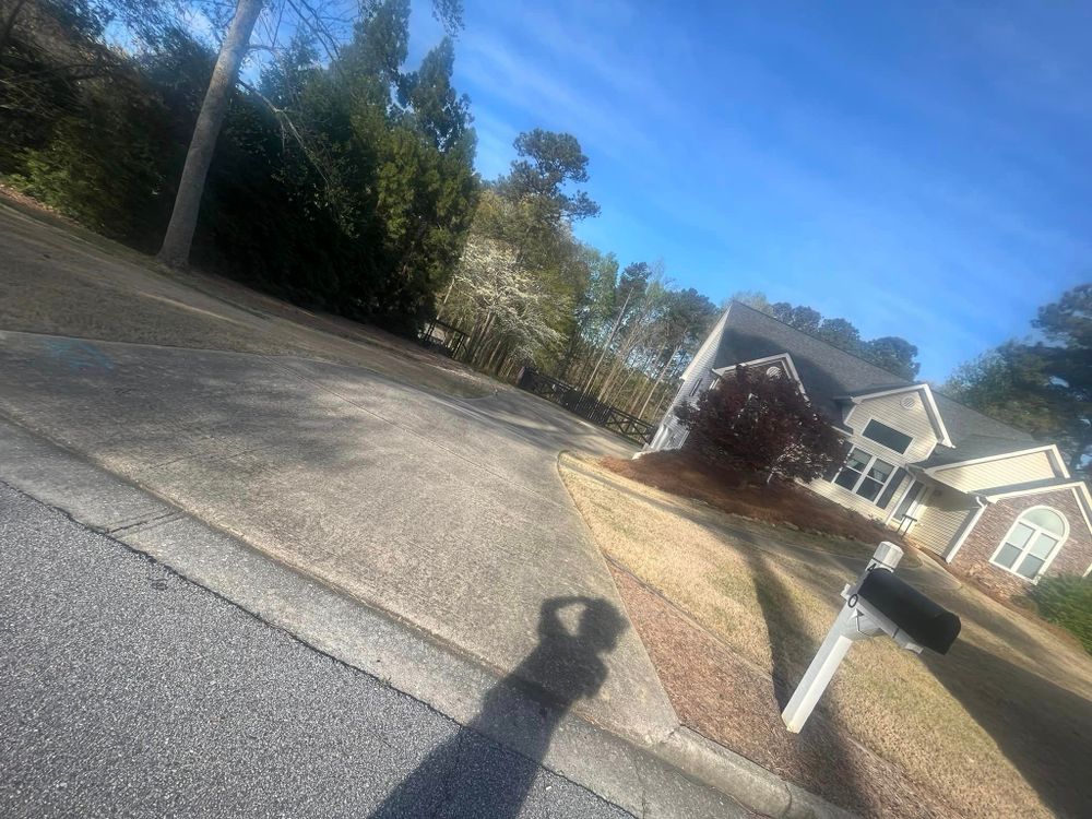 Driveway Cleaning for Aftermath Pressure Washing & Roof Washing & Soft Washing LLC in  Conyers, GA