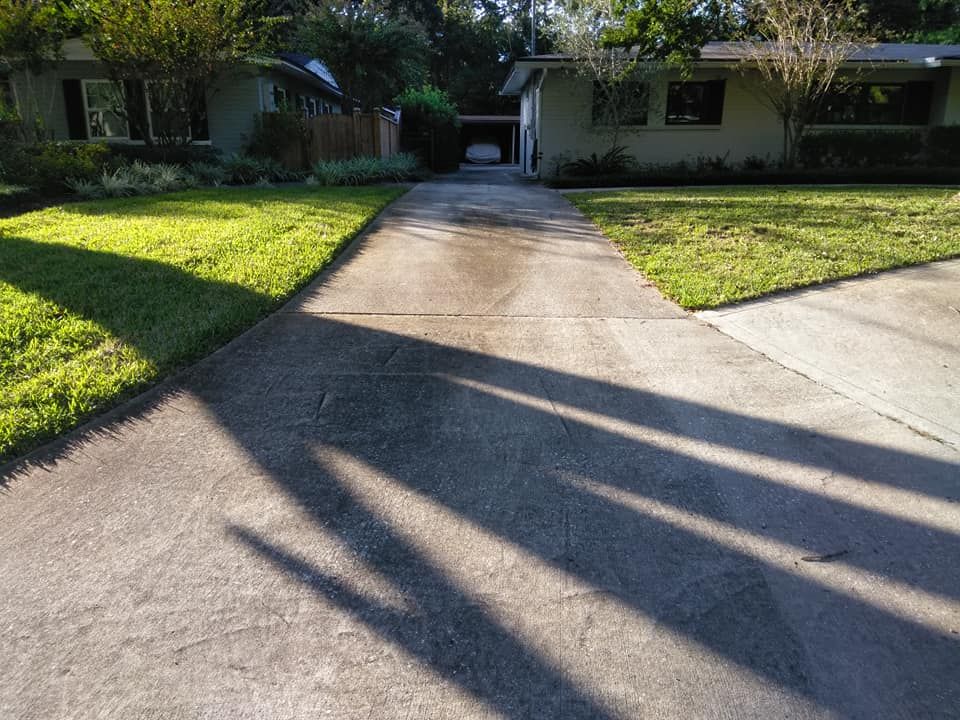 Concrete Cleaning for Exterior Pressure Washing in Jacksonville, FL