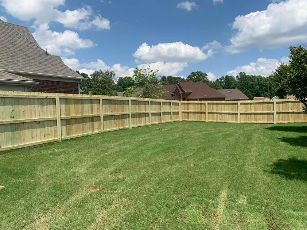 Custom Wooden Fences for Manning Fence, LLC in Hernando, MS