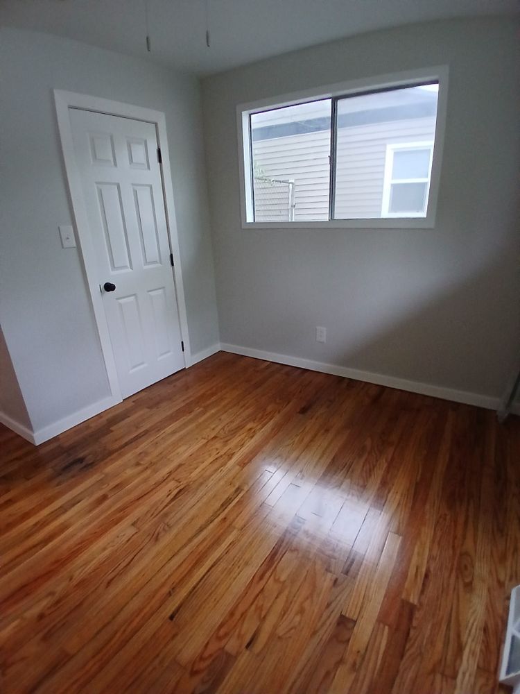 Duplex in Carbondale for Dead Tree General Contracting in Carbondale, Illinois