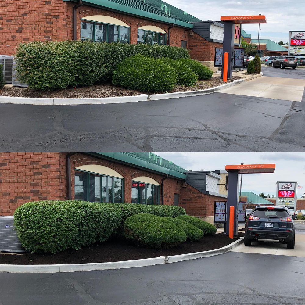 Our shrub trimming service is the perfect solution for keeping your bushes looking neat and tidy. We'll trim them into shape, removing any dead or overgrown branches, so we look their best all year round. for Curb Impressions in Toledo,  OH