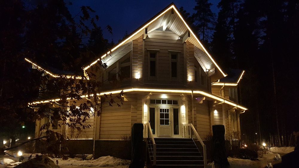 Brighten your home this season effortlessly! Our Holiday Lights service offers professional installation, stunning designs, and reliable maintenance, ensuring a dazzling display that brings festive cheer without the hassle. for Shine Bright Lights in Salt Lake City, UT