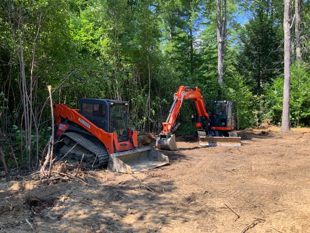 Our Residential & Commercial Excavation services provide precise land preparation, ensuring your property projects start right. We offer efficient, safe excavation tailored to meet your unique needs for new construction or renovation. for Bradleyworx in Troy, NH