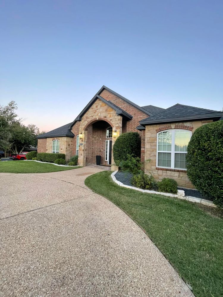 Enhance your home's curb appeal with our professional exterior painting and staining services. Our expert team ensures a flawless finish, using top-quality materials for durability and vibrant, long-lasting color. for Watts Painting in Killeen, TX