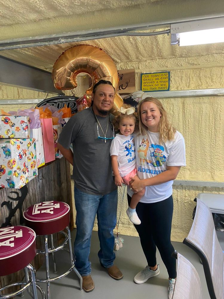 All Photos for Braun Tree Service  in Floresville, Texas