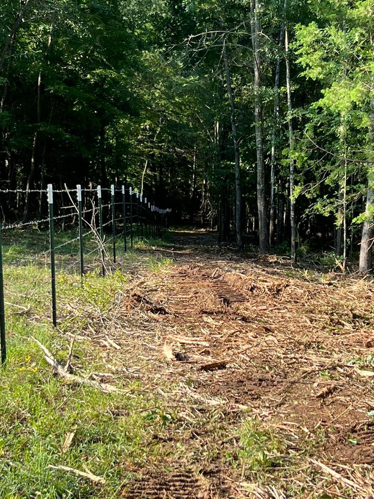 All Photos for 903 Mulching in East Mountain, TX