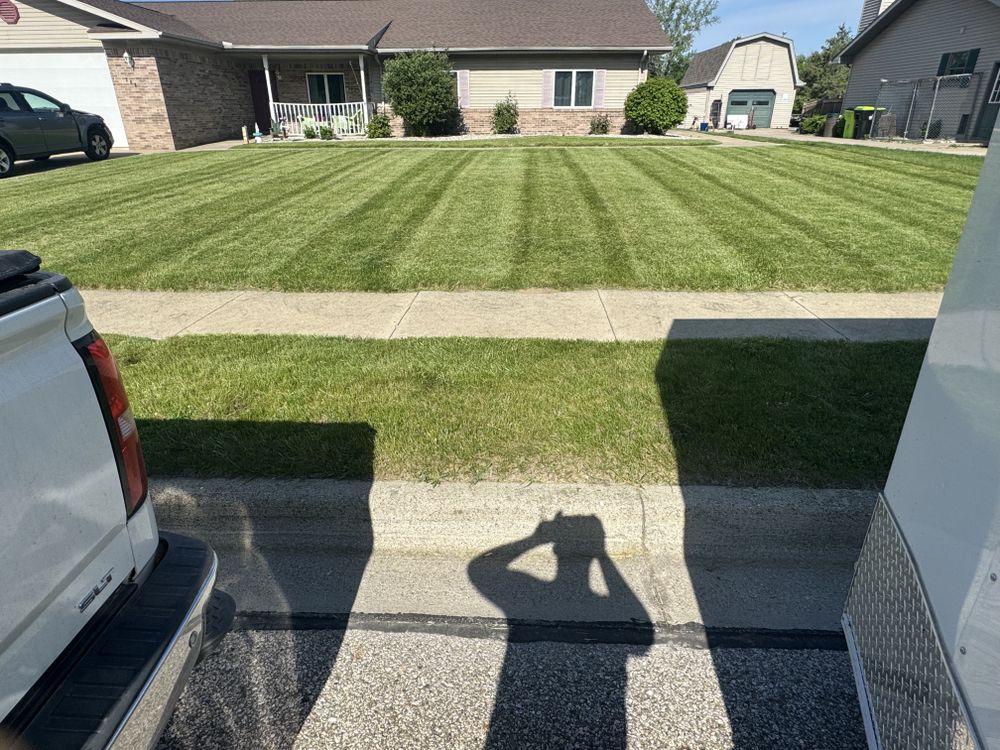 Landscaping Lawn Care for Daugherty's Tough Lawn Care in Essexville, MI