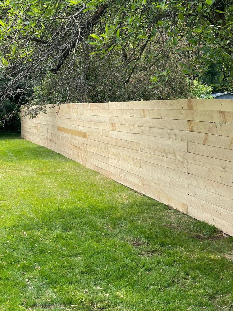 All Photos for Oakwood Fencing  in Hudson, NY 