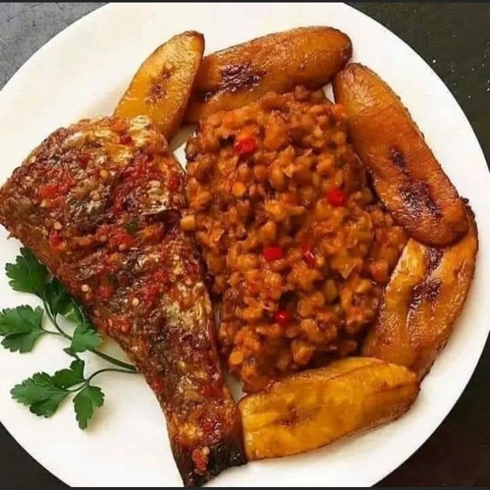 Food for Restaurant Moma in Bonabéri, Cameroun