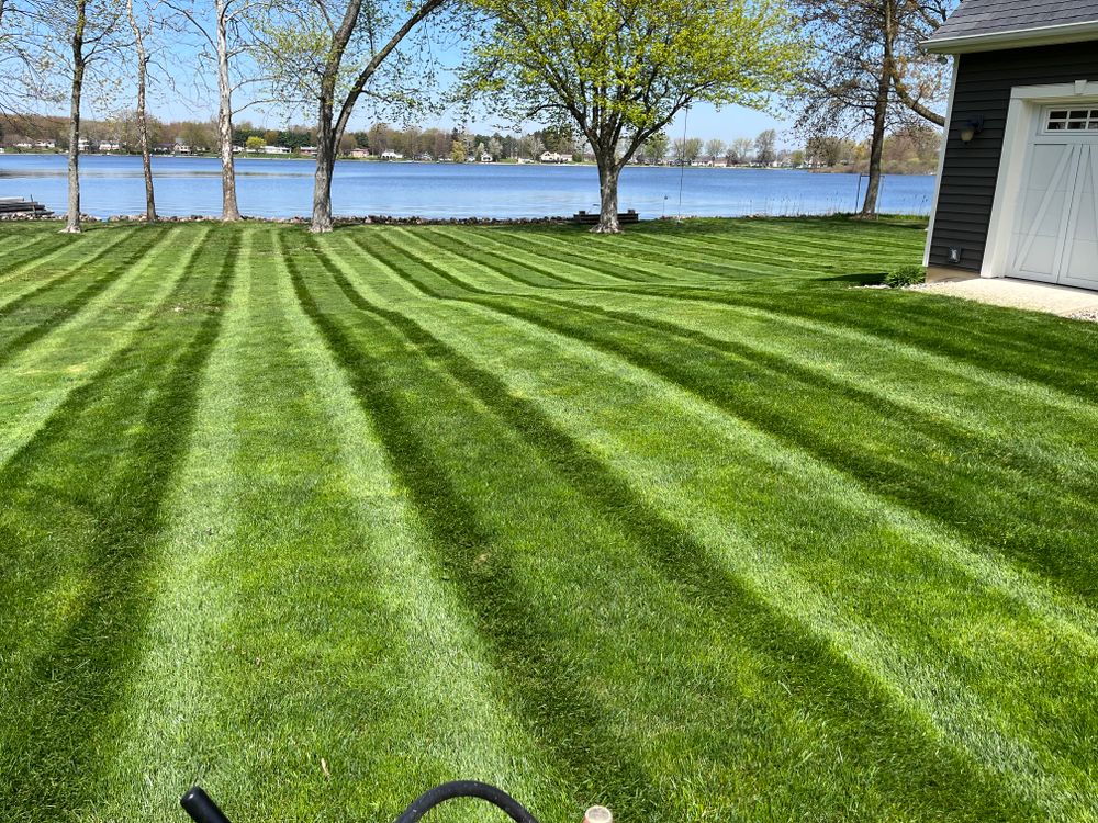 Lawn Care for T.N.T Lawn Care, LLC in Wolcottville, IN