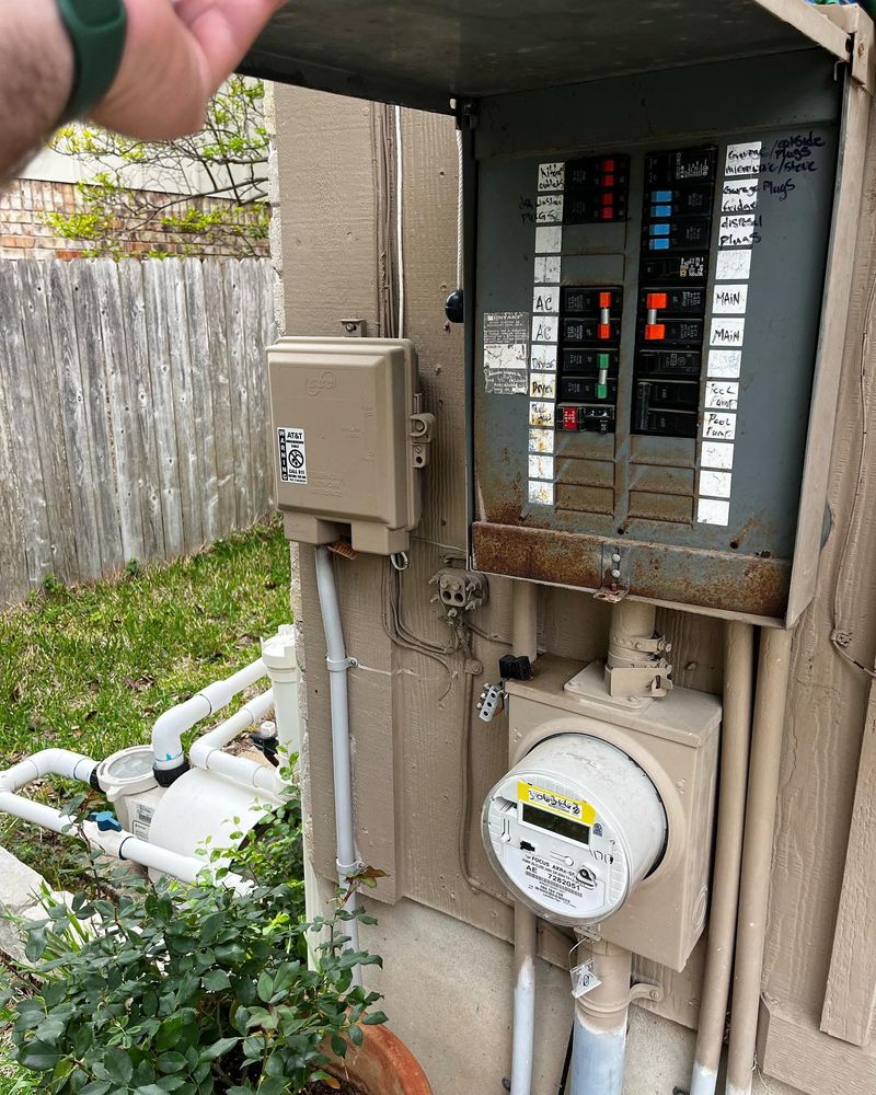Electrical Repairs for Addison Electric LLC in Austin, TX