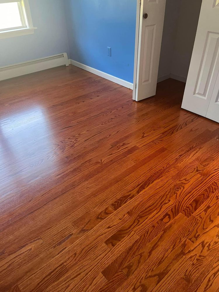 All Photos for Laura Mae Properties in Wolcott, CT