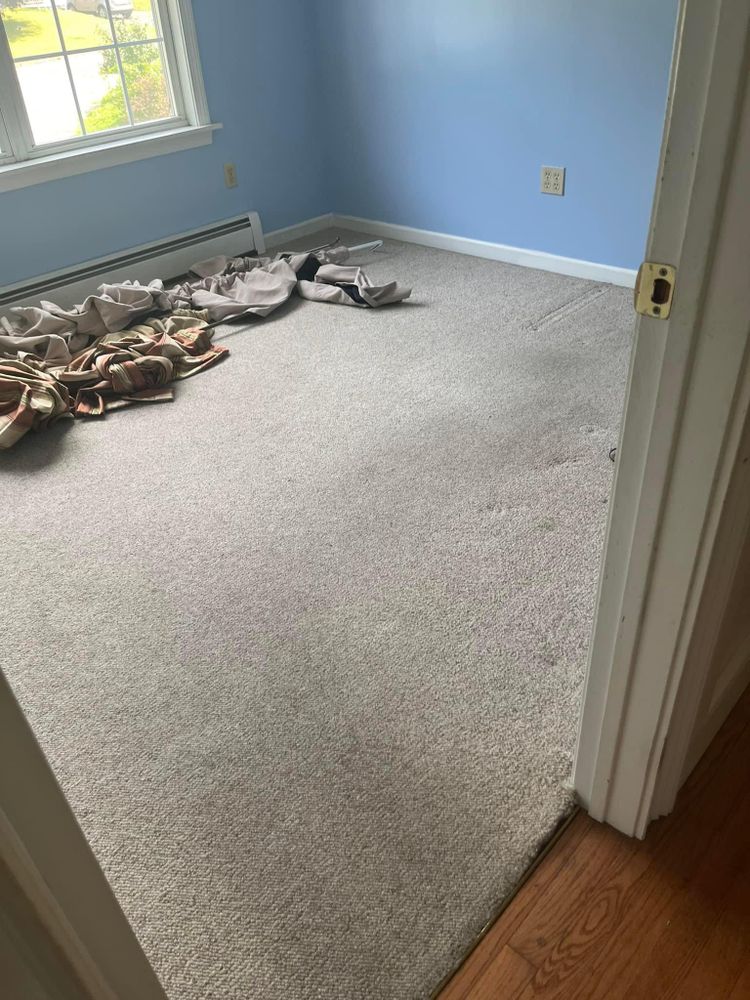 All Photos for Laura Mae Properties in Wolcott, CT