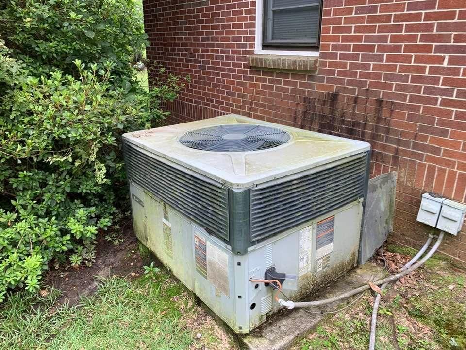 All Photos for X-Stream Pressure Washing and Roof Cleaning in Sandersville, GA