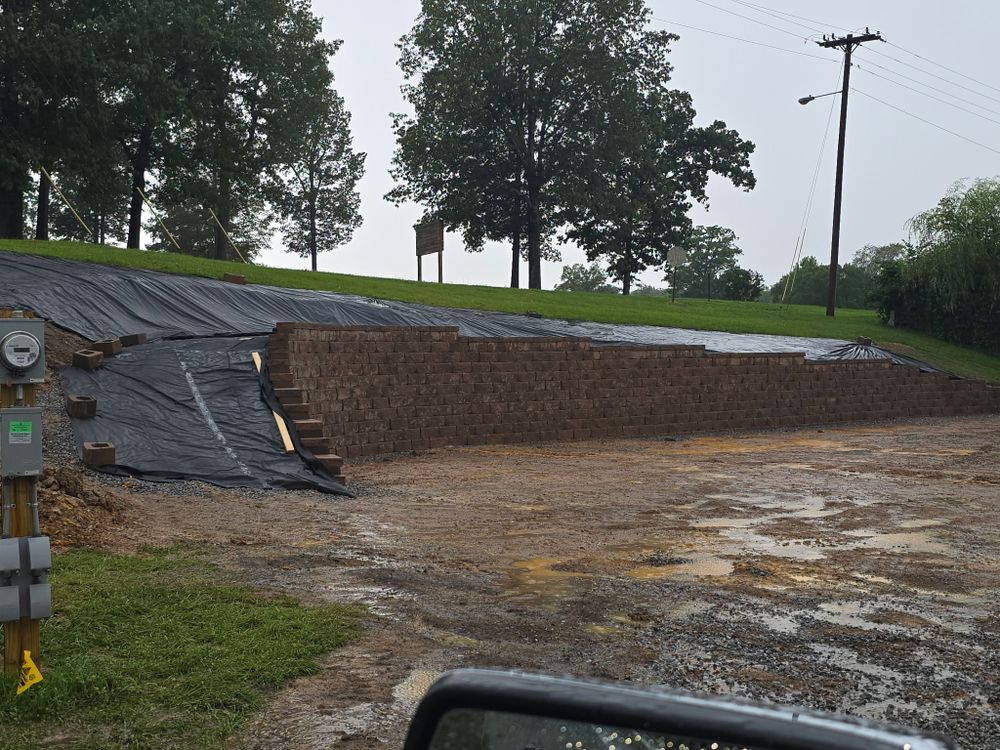 All Photos for Bailey’s Lawn Care & Dirt Service in Murray, KY