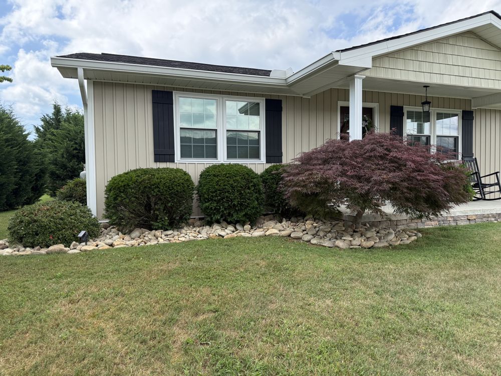 All Photos for Lafollette Mulch, Stone and Lawn Care in La Follette, TN